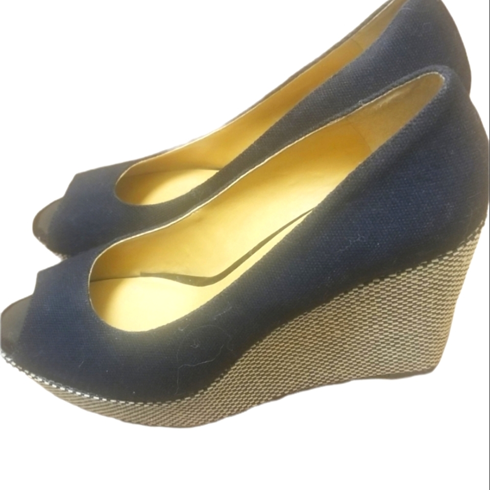 NINE-WEST open-toe wedge